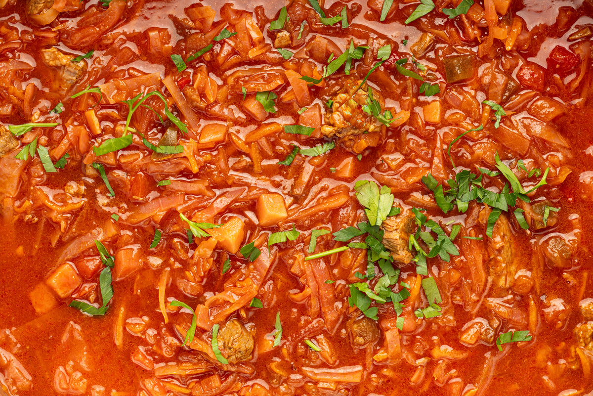 Borsch mit Rindfleisch, handgemacht